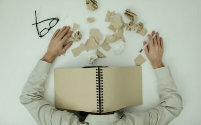Com combinar treball i estudis: Guia pràctica de gestió del temps