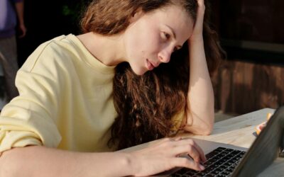 Diferencias entre la Selectividad EBAU y las pruebas UNED-PCE: ¿Qué necesitas saber?